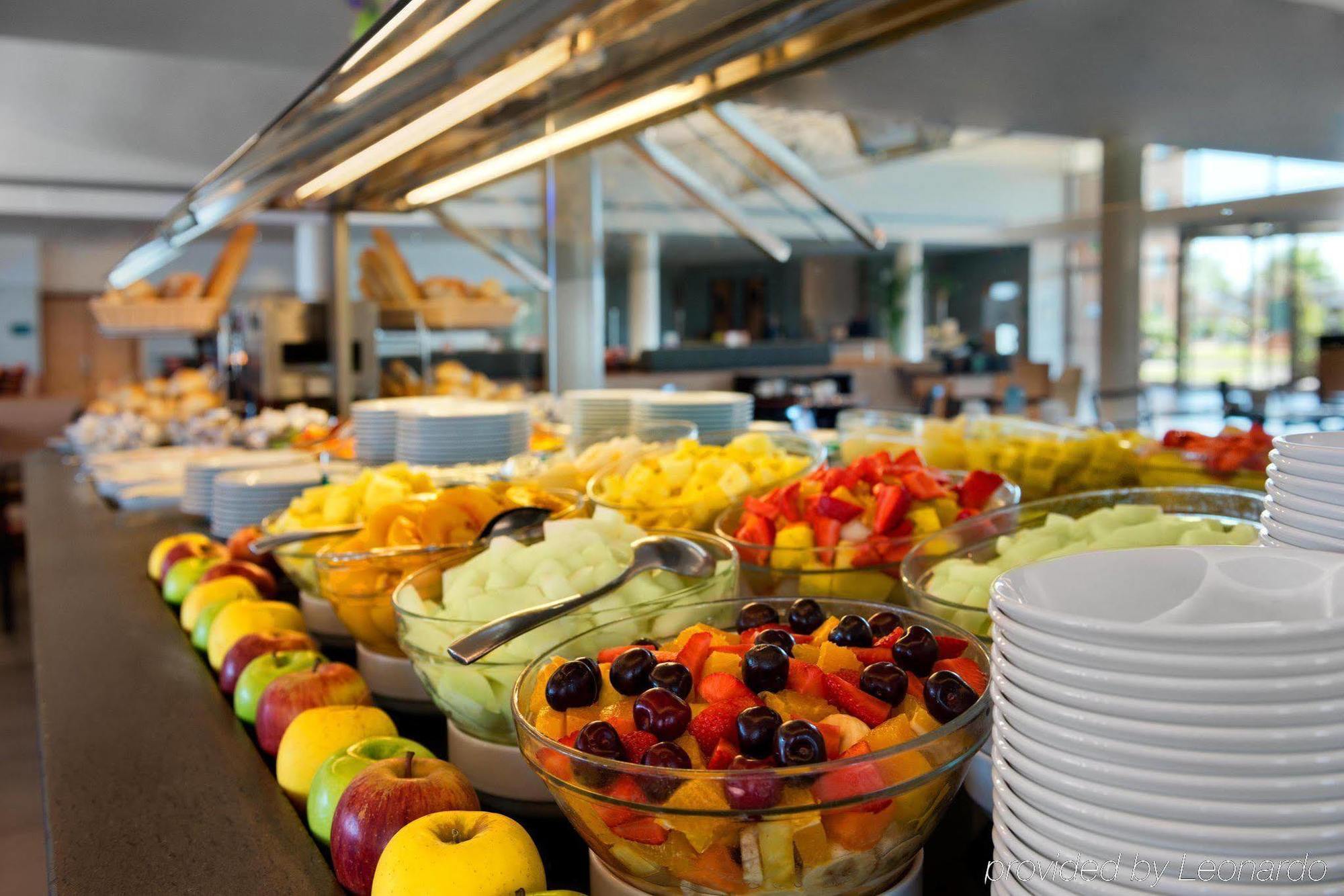 Hilton Garden Inn Rome Airport Фиумичино Екстериор снимка