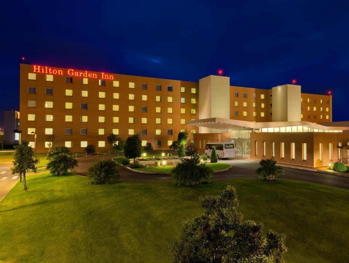 Hilton Garden Inn Rome Airport Фиумичино Екстериор снимка
